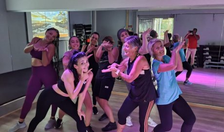 Cours de Zumba à planète fitness Saint Etienne à Villars