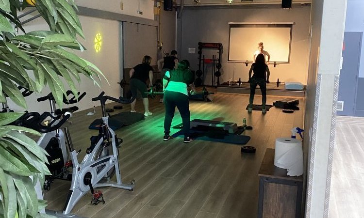 Cours collectifs - Villars - Planète Fitness